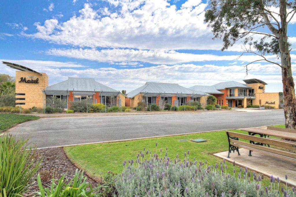Discovering Comfort and Charm at Strath Motel
